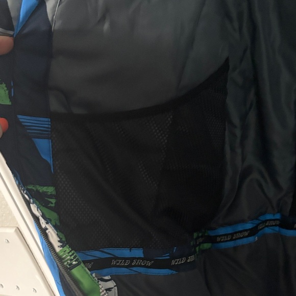 Colorful Geometric Pattern Jacket - Picture 4 of 5